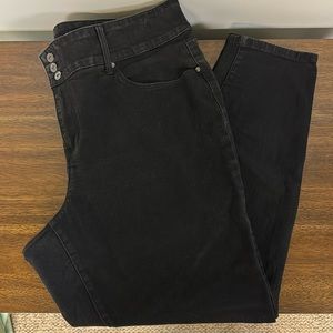 Inc denim woman skinny leg jeans black. New without tags 20w